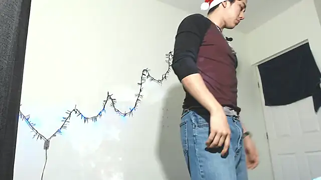 Penelope77 online show from December 18, 2025, 5:23 am