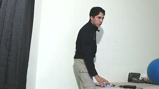 Penelope77 online show from November 17, 2025, 5:11 am