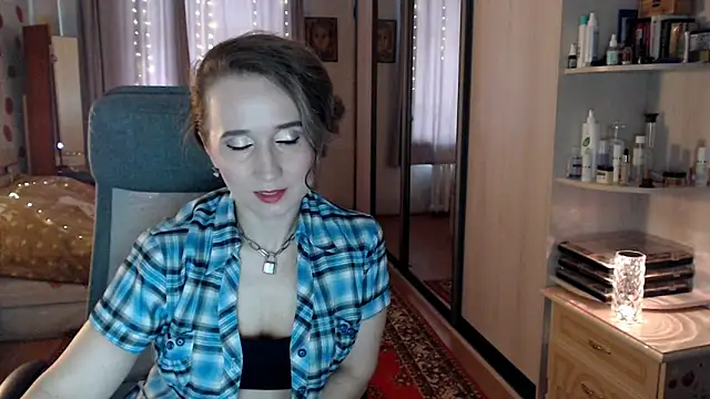 ClassyInna online show from October 21, 2025, 8:36 am