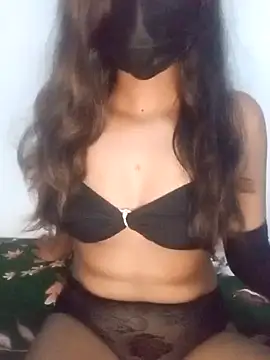 Snapshot of kissy_doll chatting on October 22, 2025, 7:24 pm kissy doll online show from October 22, 2025, 7:24 pm