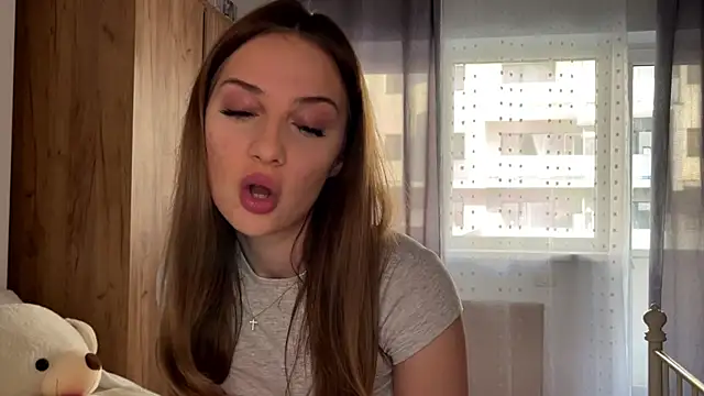 ScarlettSmithX online show from May 24, 2026, 4:34 am