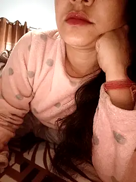 CUTE-PX online show from February 19, 2026, 4:53 am