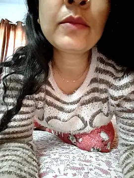 CUTE-PX online show from November 14, 2025, 3:10 am