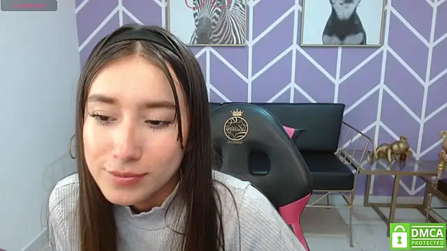 Adhara Kitten online show from September 24, 2025, 1:06 pm