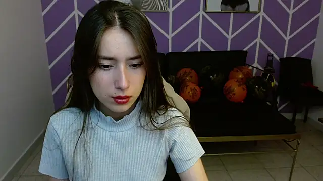 Adhara Kitten online show from November 18, 2025, 7:28 pm