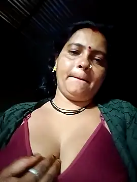 Snapshot of Hot_komal1 chatting on June 10, 2026, 10:33 pm Hot komal1 online show from June 10, 2026, 10:33 pm