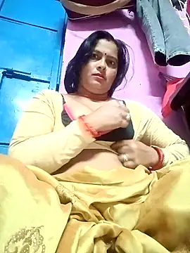 Snapshot of Hot_komal1 chatting on November 6, 2025, 8:35 pm Hot komal1 online show from November 6, 2025, 8:35 pm