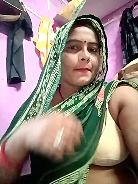 Snapshot of Hot_komal1 chatting on October 8, 2025, 12:28 pm Hot komal1 online show from October 8, 2025, 12:28 pm