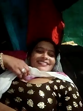 Snapshot of Hot_komal1 chatting on October 20, 2025, 4:29 pm Hot komal1 online show from October 20, 2025, 4:29 pm