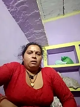 Snapshot of Hot_komal1 chatting on April 19, 2026, 9:39 pm Hot komal1 online show from April 19, 2026, 9:39 pm