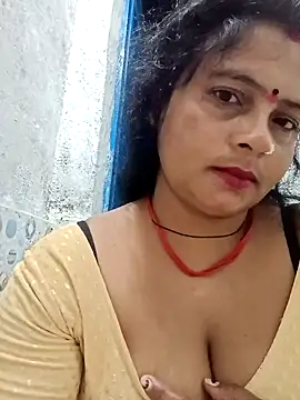 Snapshot of Hot_komal1 chatting on November 1, 2025, 10:25 pm Hot komal1 online show from November 1, 2025, 10:25 pm