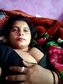 Snapshot of Hot_komal1 chatting on October 27, 2025, 8:32 pm Hot komal1 online show from October 27, 2025, 8:32 pm