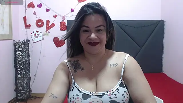 Snapshot of pamela_echeverria chatting on April 22, 2026, 11:06 am pamela echeverria online show from April 22, 2026, 11:06 am