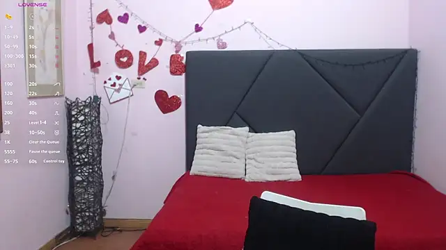 Snapshot of pamela_echeverria chatting on April 23, 2026, 11:16 am pamela echeverria online show from April 23, 2026, 11:16 am