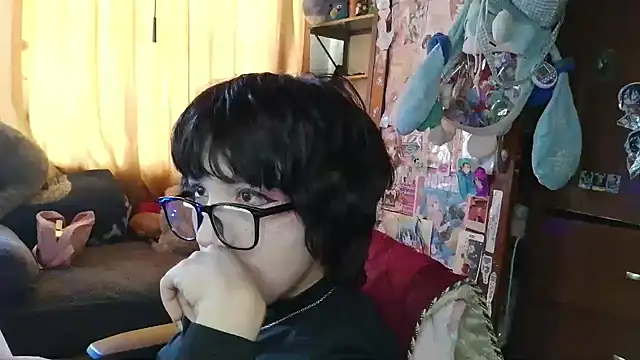 Terraelowen online show from April 7, 2026, 1:24 pm