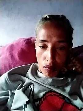 catrina love online show from October 31, 2025, 6:15 pm