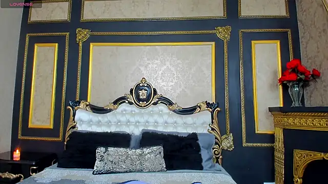 AlaskaAmato online show from December 3, 2025, 7:13 pm