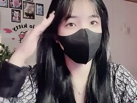 keelinnn19 online show from November 20, 2025, 7:36 pm