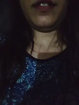 Snapshot of Suhana_Darling chatting on July 20, 2026, 11:40 pm Suhana Darling online show from July 20, 2026, 11:40 pm