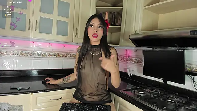 AmyBlackwood online show from November 4, 2025, 7:39 pm