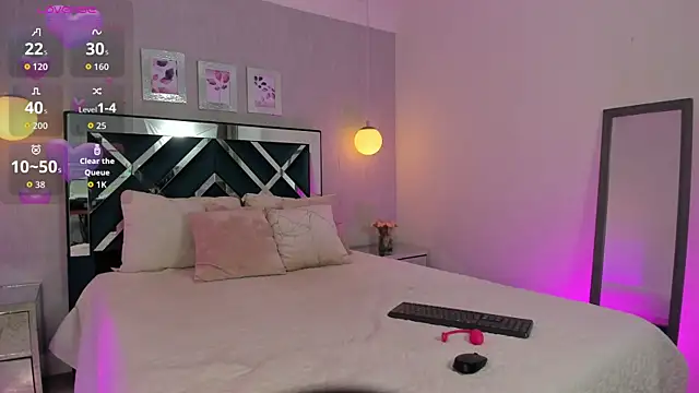 Snapshot of meloody7 chatting on November 24, 2025, 11:43 am meloody7 online show from November 24, 2025, 11:43 am