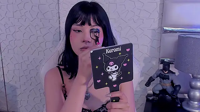 TatiLee online show from March 27, 2026, 12:28 pm