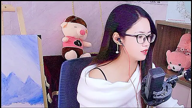 Snapshot of September79 chatting on December 3, 2025, 1:28 am September79 online show from December 3, 2025, 1:28 am