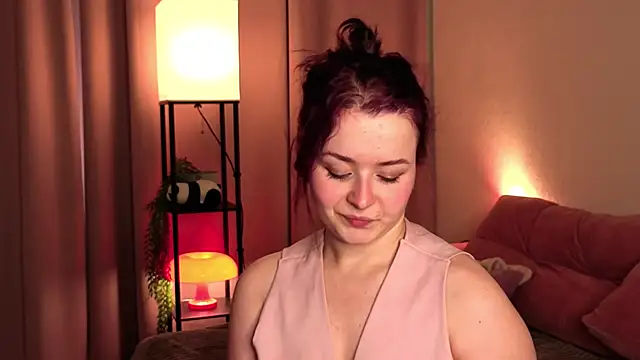 MeghanEdge online show from September 27, 2025, 7:58 am