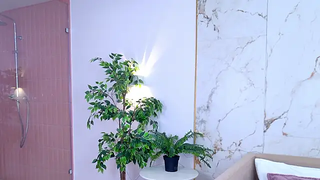 SweetyLicky online show from March 30, 2026, 4:19 pm