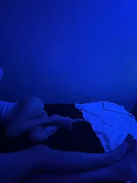 Snapshot of 2Tight2Handle chatting on October 12, 2025, 1:34 pm 2Tight2Handle online show from October 12, 2025, 1:34 pm