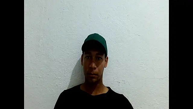 RyanLeon01 online show from July 13, 2026, 9:36 pm