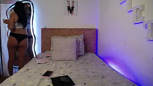 Snapshot of solpeich chatting on November 5, 2025, 4:32 pm solpeich online show from November 5, 2025, 4:32 pm