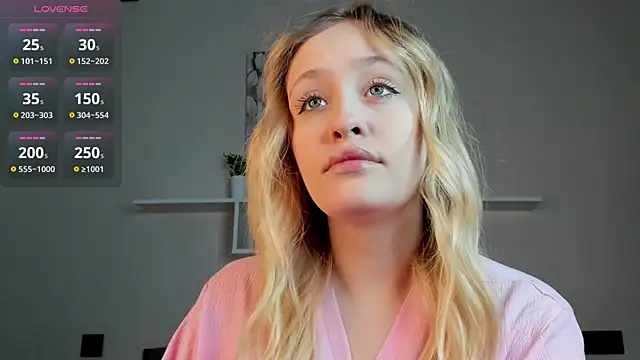 Julliakoill online show from November 21, 2025, 8:46 am