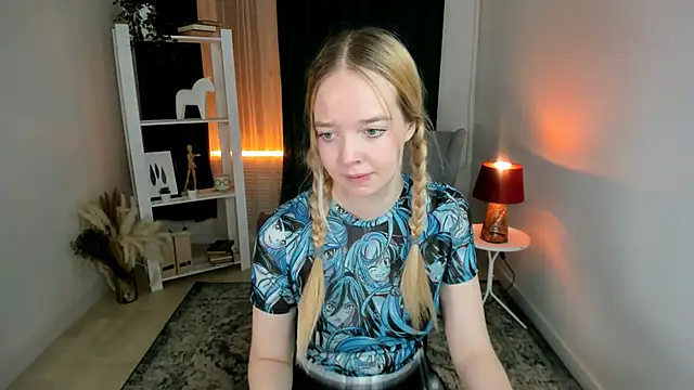 BellaMontgomery online show from December 14, 2025, 10:26 pm