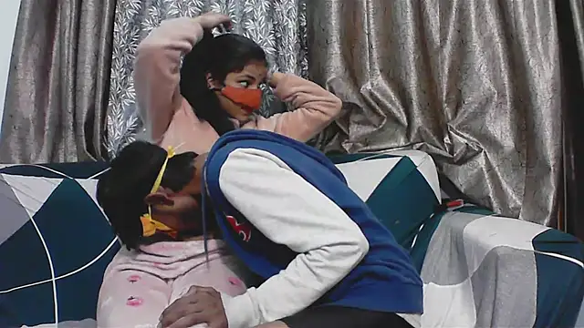 horny  couple  online show from January 14, 2026, 5:16 pm