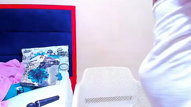 CouplesX96xx online show from February 19, 2026, 7:27 am