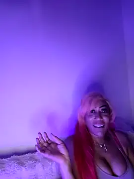 Snapshot of iamlalamilano chatting on February 15, 2026, 10:20 pm iamlalamilano online show from February 15, 2026, 10:20 pm