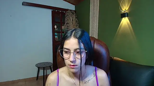 DanielaMonroe online show from October 20, 2025, 8:42 pm