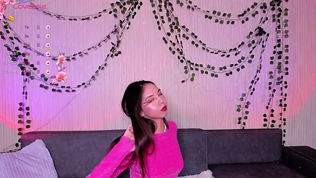 JenniferDavies online show from October 22, 2025, 5:34 pm