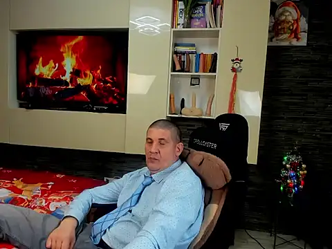 SpartacusDaddy48 online show from January 8, 2026, 11:05 am