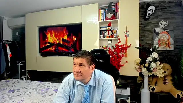 SpartacusDaddy48 online show from March 26, 2026, 12:47 pm