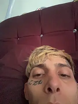 Snapshot of KinkyLatinCock chatting on October 24, 2025, 12:48 pm KinkyLatinCock online show from October 24, 2025, 12:48 pm