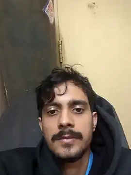 Snapshot of Sushant001 chatting on December 1, 2025, 8:10 pm Sushant001 online show from December 1, 2025, 8:10 pm