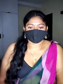 Snapshot of Telugu--Nadhini143 chatting on May 5, 2026, 1:36 pm Telugu--Nadhini143 online show from May 5, 2026, 1:36 pm