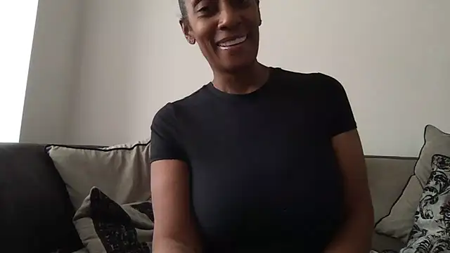 NurseNatasha888 online show from October 4, 2025, 1:34 pm