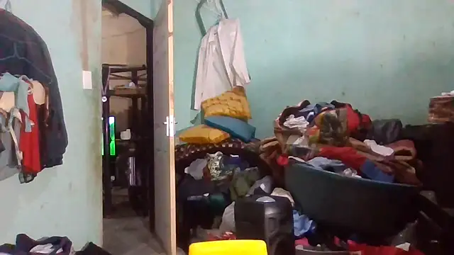 Nicky52 online show from November 1, 2025, 6:24 pm