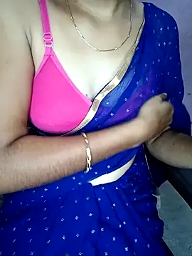 Snapshot of Nidhi_lovely chatting on May 7, 2026, 2:49 am Nidhi lovely online show from May 7, 2026, 2:49 am