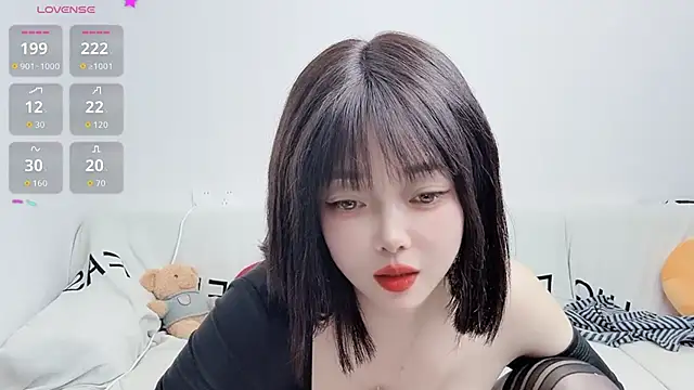 uikyy1 online show from November 18, 2025, 1:25 pm