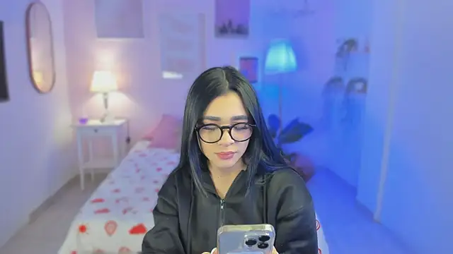 Snapshot of emma_soul1 chatting on September 8, 2025, 7:24 pm emma soul1 online show from September 8, 2025, 7:24 pm