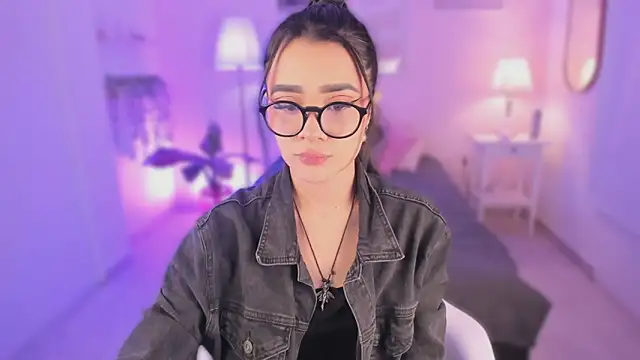 Snapshot of emma_soul1 chatting on October 16, 2025, 7:55 pm emma soul1 online show from October 16, 2025, 7:55 pm